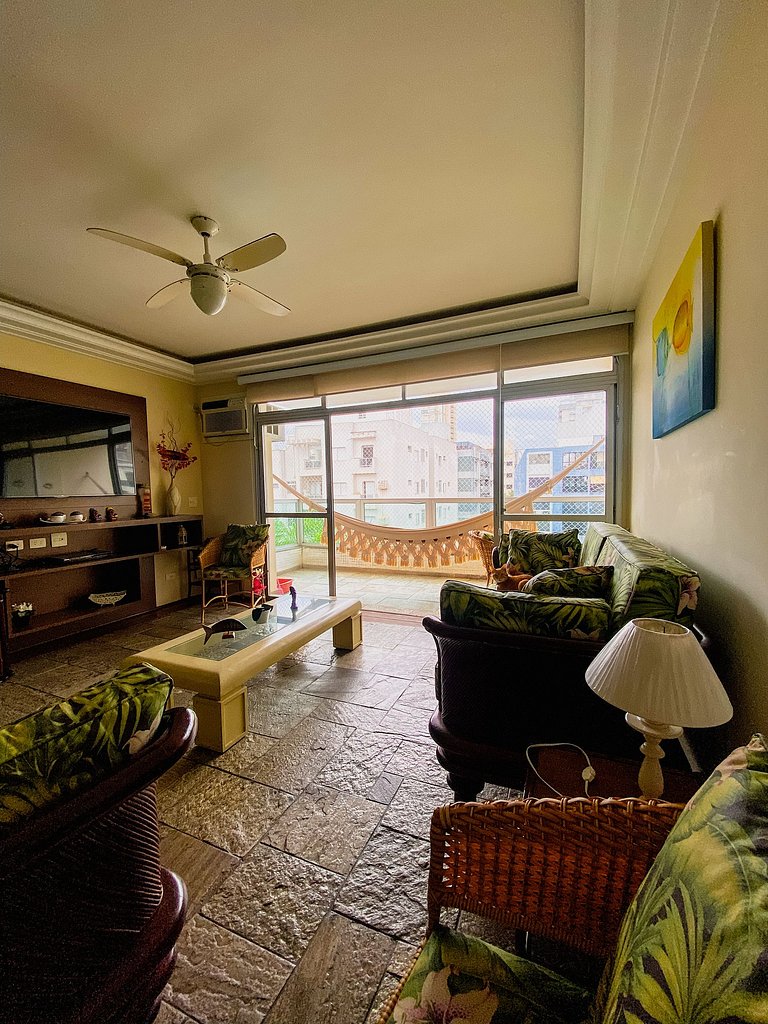Duplex com piscina e churrasqueira 500m da praia