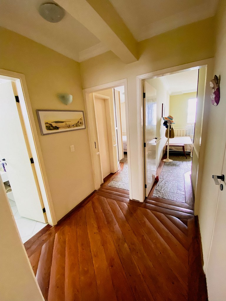 Duplex com piscina e churrasqueira 500m da praia