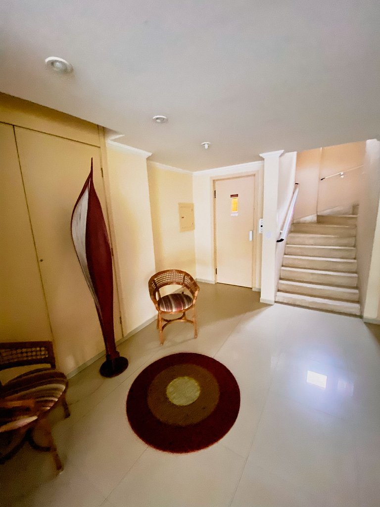 Duplex com piscina e churrasqueira 500m da praia