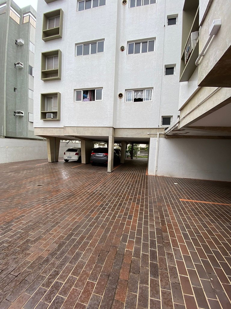Duplex com piscina e churrasqueira 500m da praia