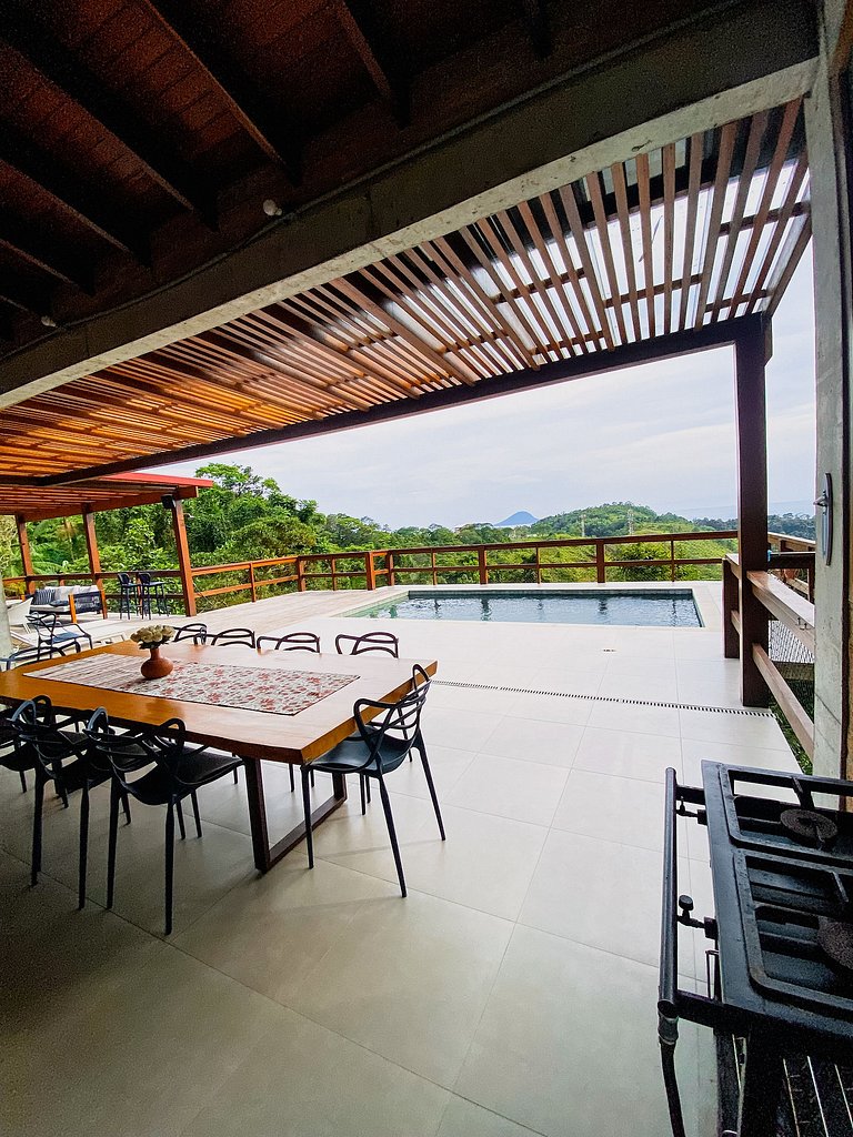 Casa alto padrão e vista aberta p/ o mar | Juquehy