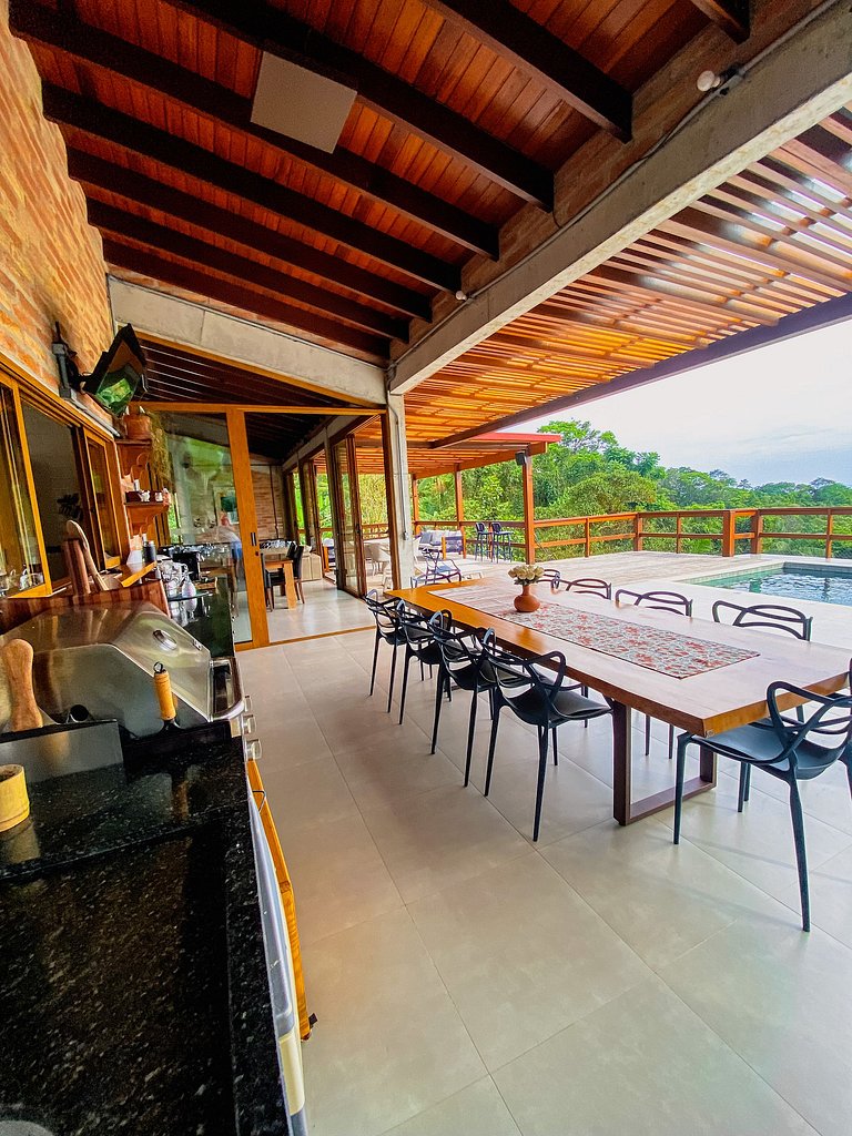 Casa alto padrão e vista aberta p/ o mar | Juquehy