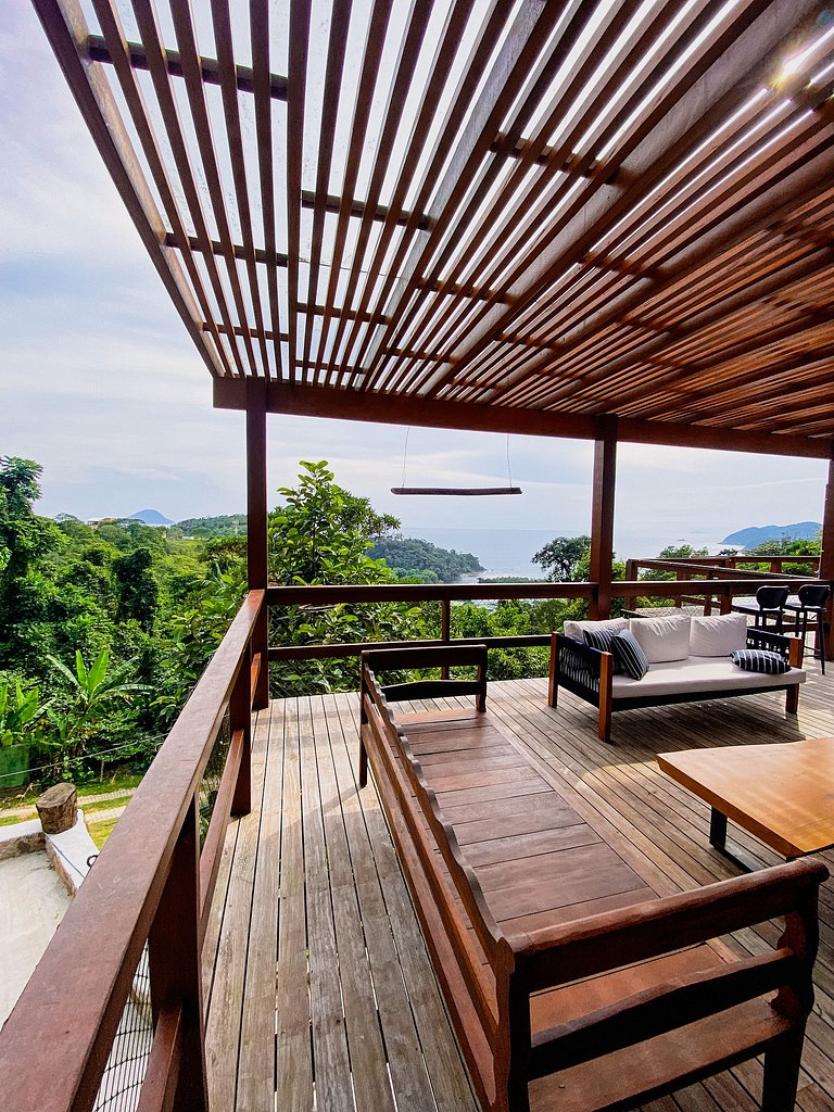 Casa alto padrão e vista aberta p/ o mar | Juquehy