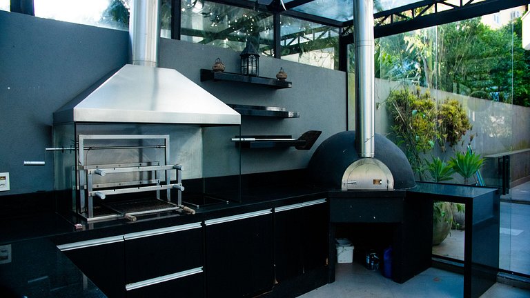 Casa moderna de alto padrão em condomínio exclusivo na Granj