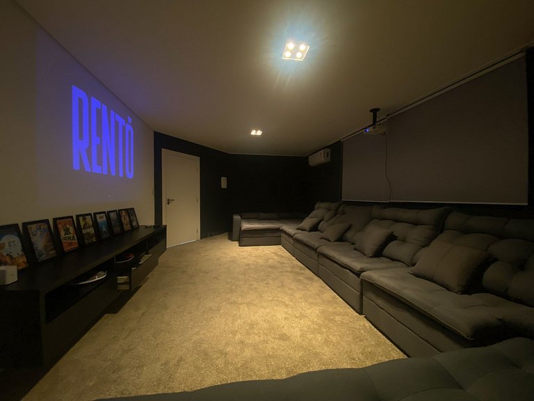 Casa moderna de alto padrão em condomínio exclusivo na Granj