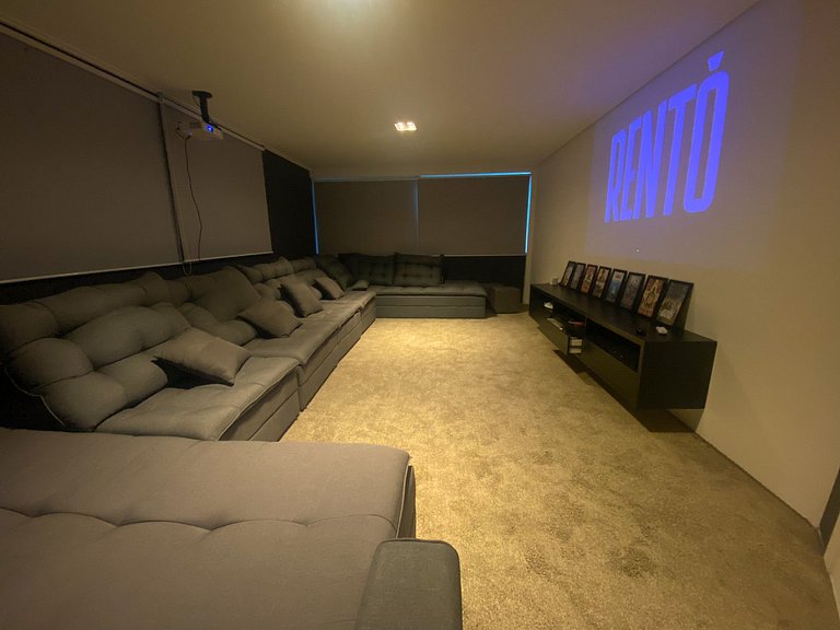 Casa moderna de alto padrão em condomínio exclusivo na Granj