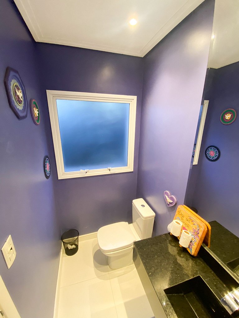 Casa moderna de alto padrão em condomínio exclusivo na Granj