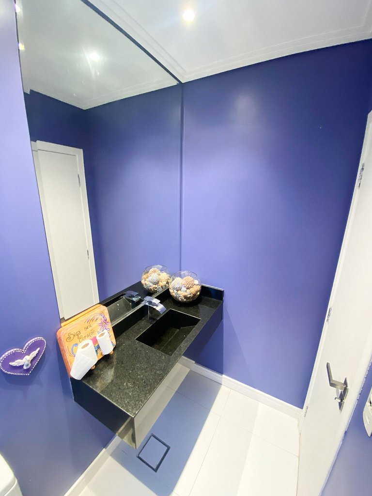 Casa moderna de alto padrão em condomínio exclusivo na Granj