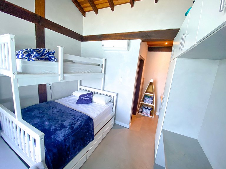 Casa pé na areia em São Sebastião com vista para Ilhabela, p