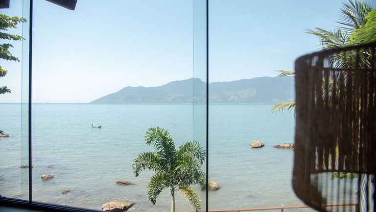 Casa pé na areia em São Sebastião com vista para Ilhabela, p