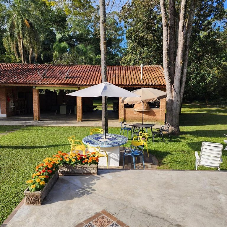 Rancho exclusivo em Jarinu com piscina e lazer completo