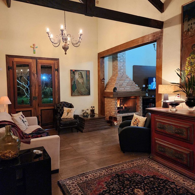 Rancho exclusivo em Jarinu com piscina e lazer completo