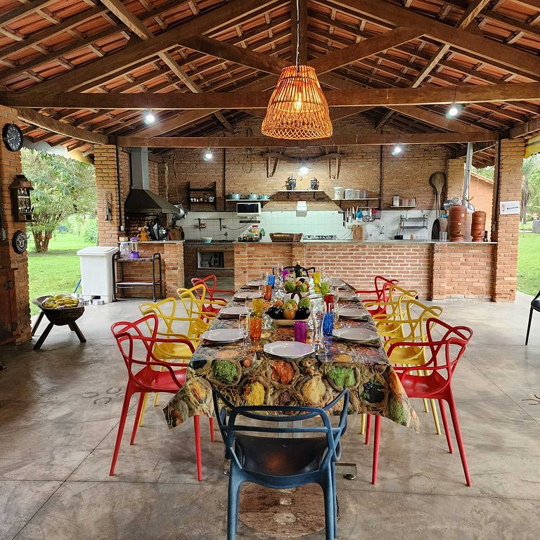 Rancho exclusivo em Jarinu com piscina e lazer completo