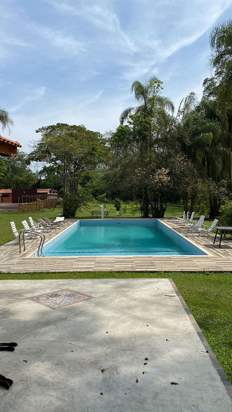 Rancho exclusivo em Jarinu com piscina e lazer completo