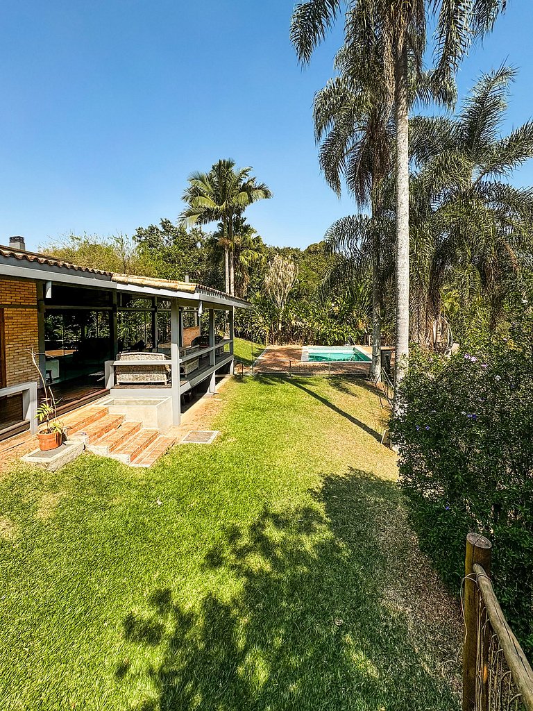 Casa Alto Padrão c/ Piscina e Cozinha de Cinema