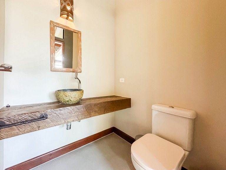 Casa térrea de alto padrão com piscina e cozinha de cinema n