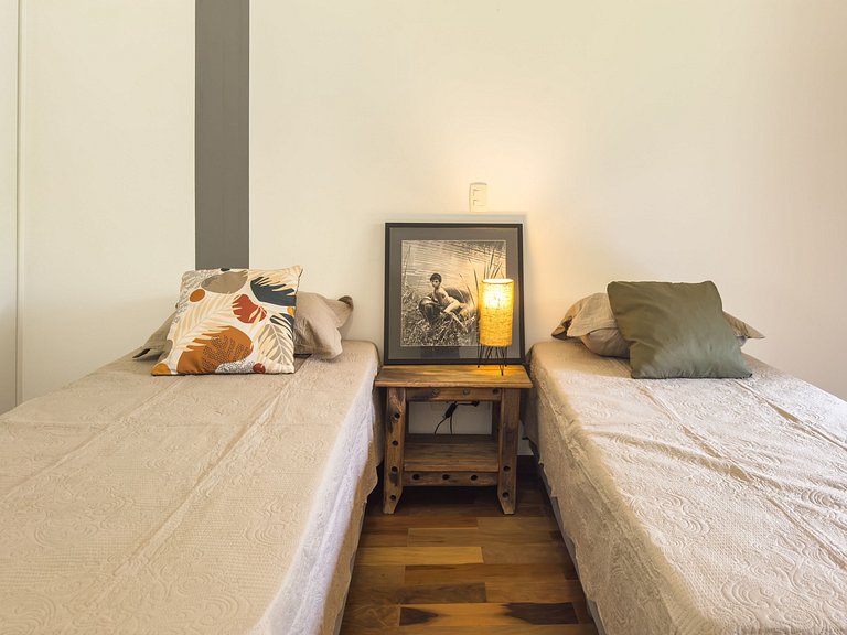 Casa térrea de alto padrão com piscina e cozinha de cinema n