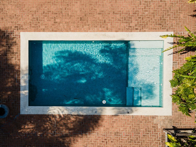 Casa térrea de alto padrão com piscina e cozinha de cinema n
