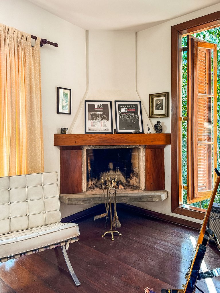 Obra-prima Arquitetônica na Granja Viana