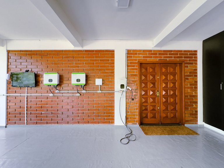 Casa de Luxo 2500m² na Granja Viana