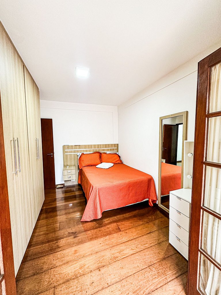 Casa de Luxo 2500m² na Granja Viana