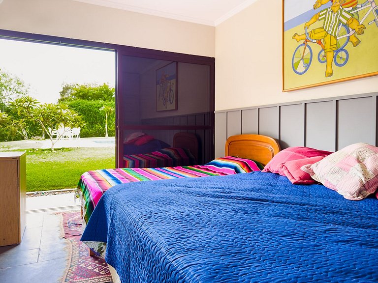 Casa de alto padrão com piscina e 4 suítes em Itu