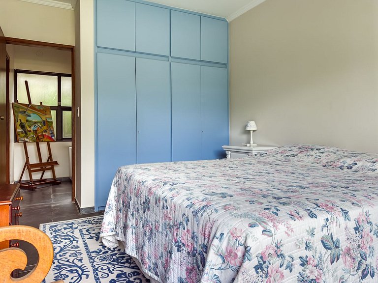 Casa de alto padrão com piscina e 4 suítes em Itu