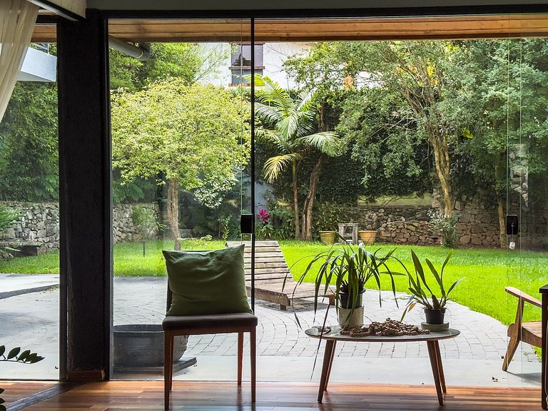 Casa espaçosa na Granja Viana