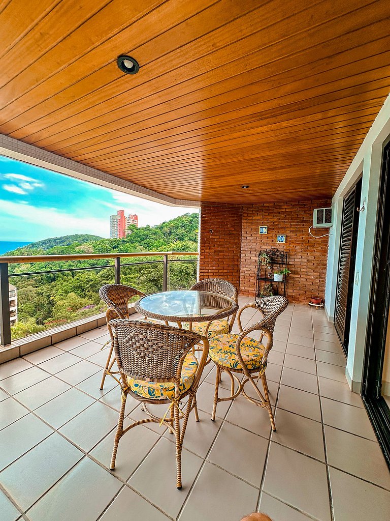 Apartamento no Sorocotuba II com vista para o mar e acesso e