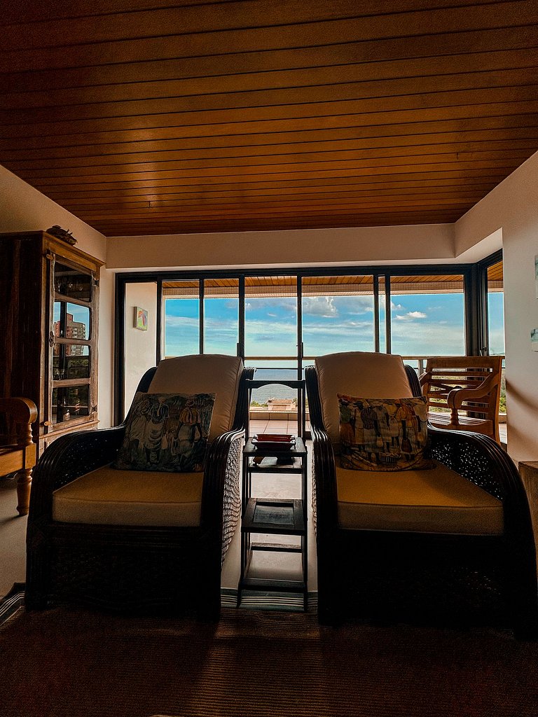 Apartamento no Sorocotuba II com vista para o mar e acesso e