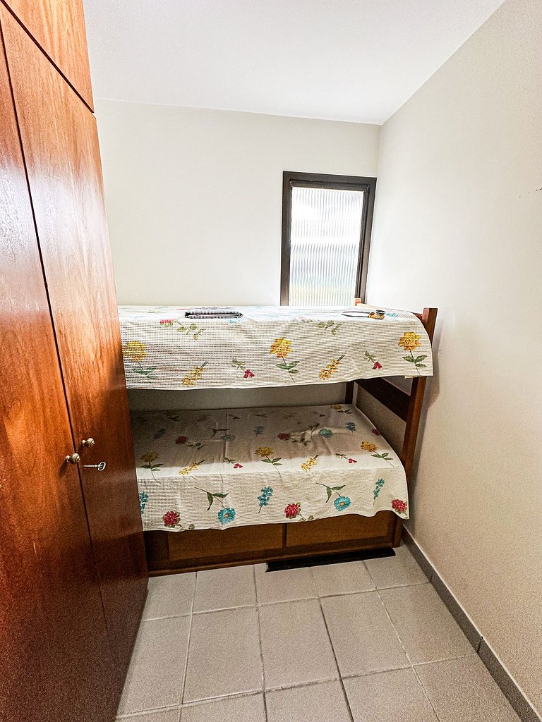 Apartamento no Sorocotuba II com vista para o mar e acesso e