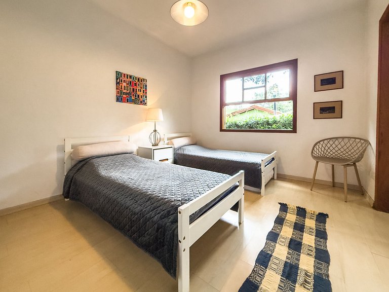 Casa com Piscina Privativa, Varanda Gourmet e Vista para Nat