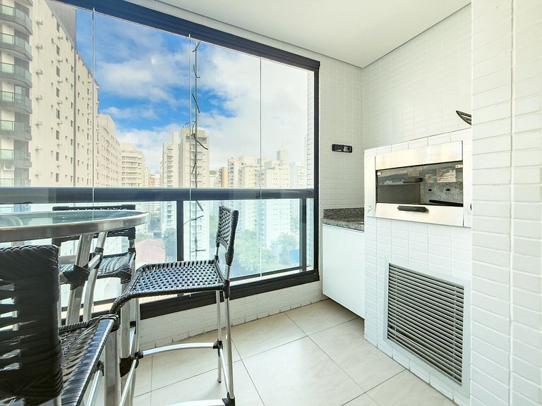 Apartamento no Capitania Varam a 180m da Praia com Churrasqu