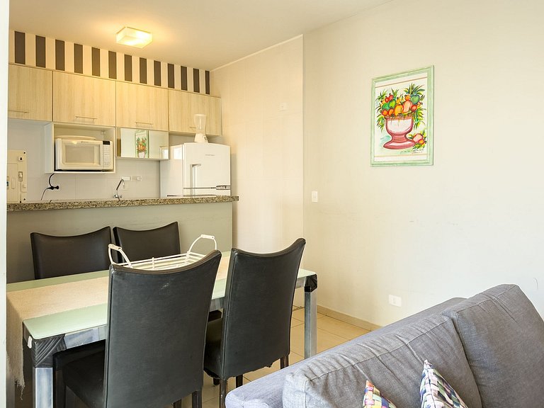 Apartamento no Capitania Varam a 180m da Praia com Churrasqu