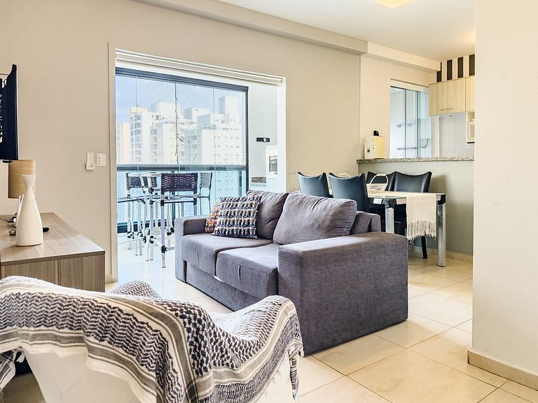 Apartamento no Capitania Varam a 180m da Praia com Churrasqu