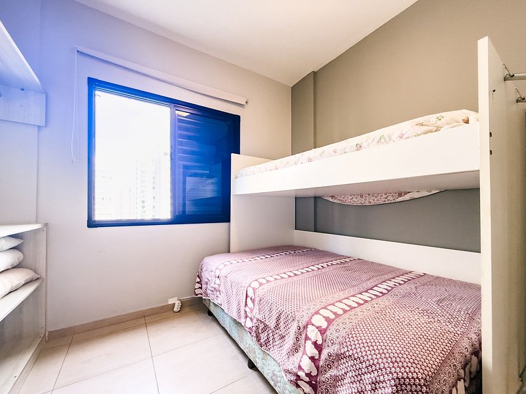 Apartamento no Capitania Varam a 180m da Praia com Churrasqu