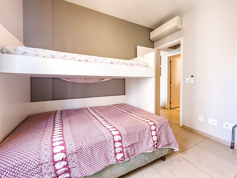 Apartamento no Capitania Varam a 180m da Praia com Churrasqu