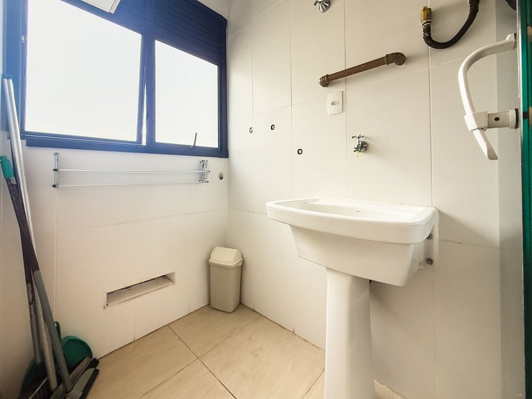 Apartamento no Capitania Varam a 180m da Praia com Churrasqu