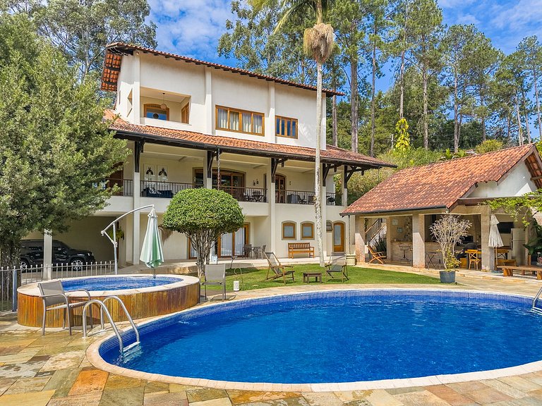 Casa alto padrão com lazer completo | Granja Viana