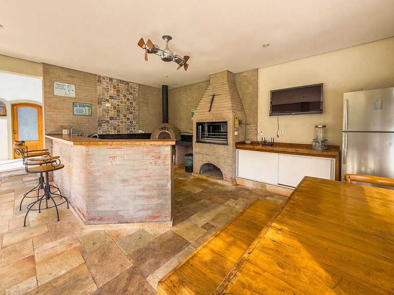Casa alto padrão com lazer completo | Granja Viana