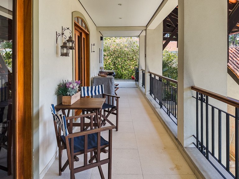 Casa alto padrão com lazer completo | Granja Viana