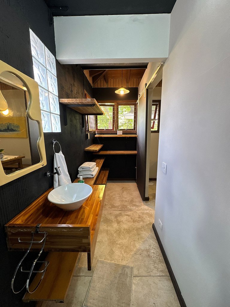 Loft Aconchegante com Atmosfera Intimista em Meio à Natureza