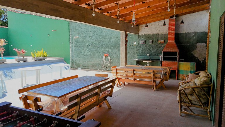 Casa a 200m da Praia c/ Piscina e Churrasqueira