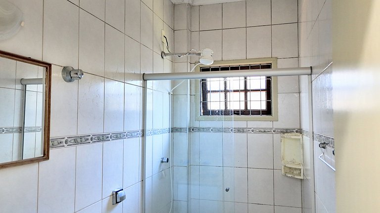 Casa a 200m da Praia c/ Piscina e Churrasqueira
