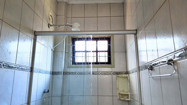 Casa a 200m da Praia c/ Piscina e Churrasqueira