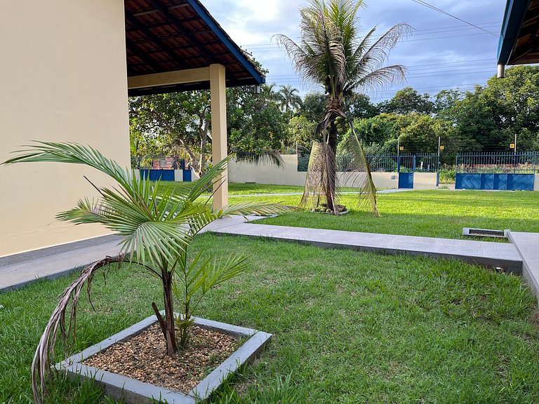 Casa ampla com jardim e 3 suítes em Novo Airão