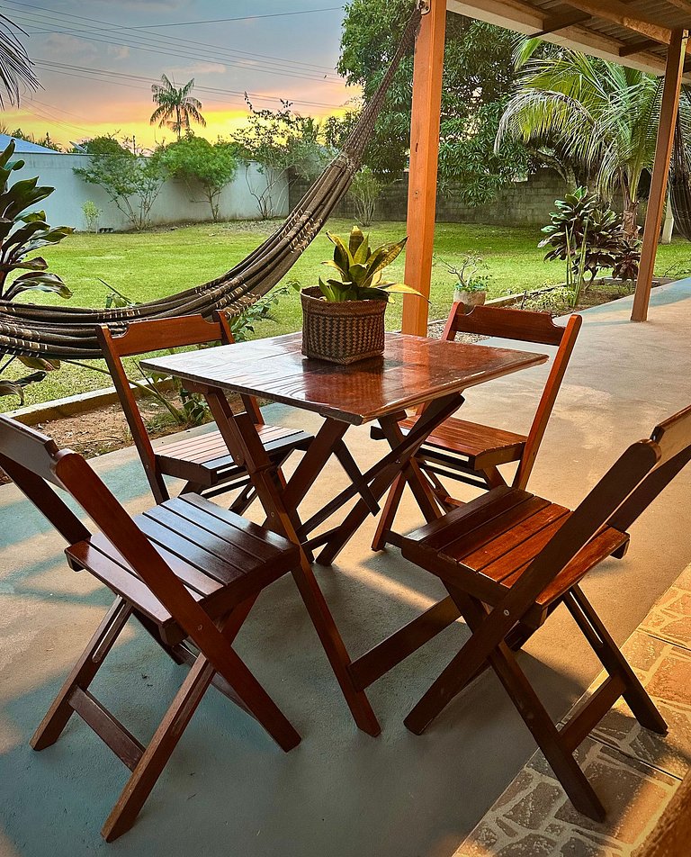 Chalé Boto em Novo Airão com cozinha completa e ar-condicion