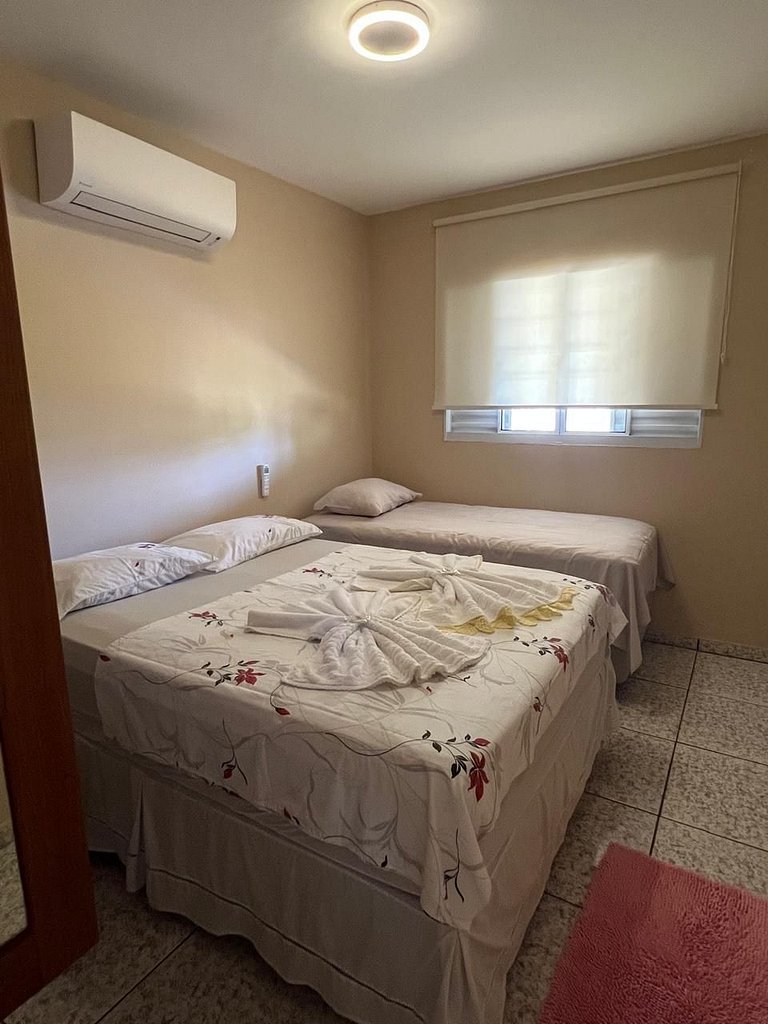 Chalé Arara em Novo Airão com cozinha completa e ar-condicio