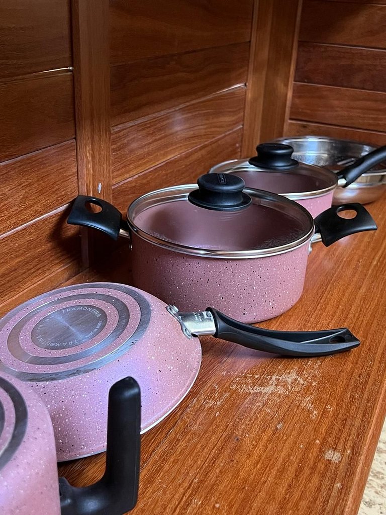 Chalé Arara em Novo Airão com cozinha completa e ar-condicio