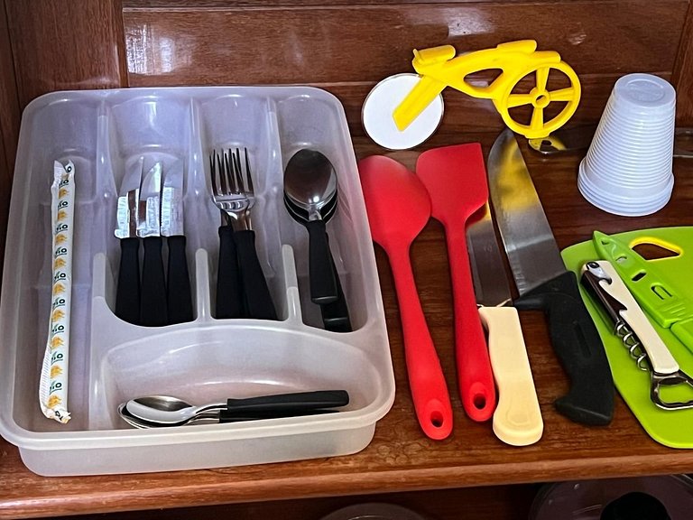 Chalé Arara em Novo Airão com cozinha completa e ar-condicio